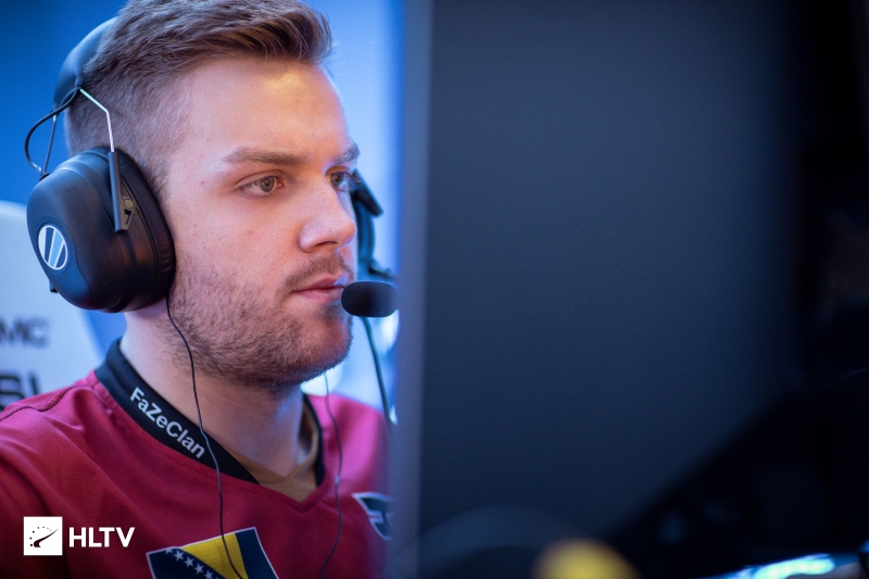 Anyone's Legend vs TES赛前数据前瞻：Ale选手数据完全包围369